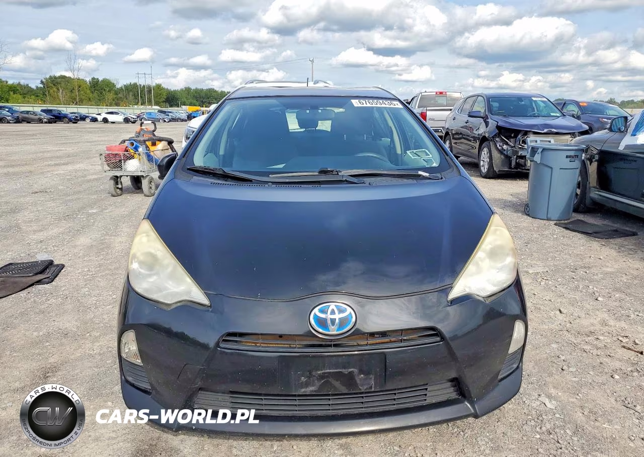 2012 Toyota Prius C Two VIN:JTDKDTB30C1509770 - 5