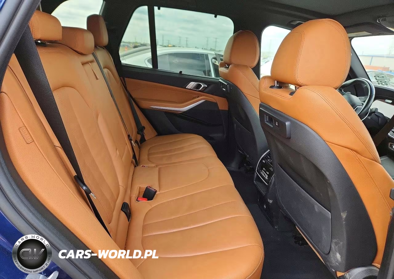2022 BMW X5 xDrive45E VIN:5UXTA6C00N9L23345 - 10