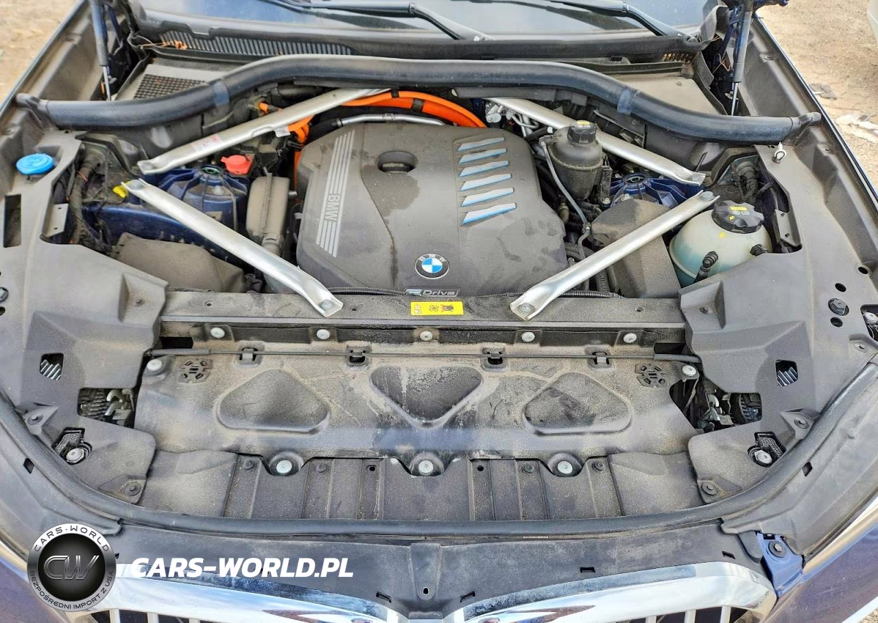2022 BMW X5 xDrive45E VIN:5UXTA6C00N9L23345 - 11