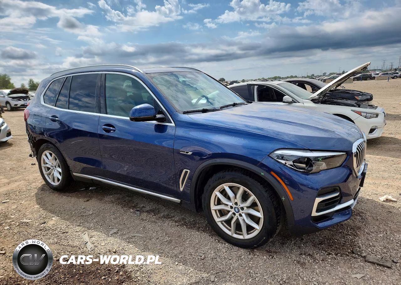 2022 BMW X5 xDrive45E VIN:5UXTA6C00N9L23345 - 4