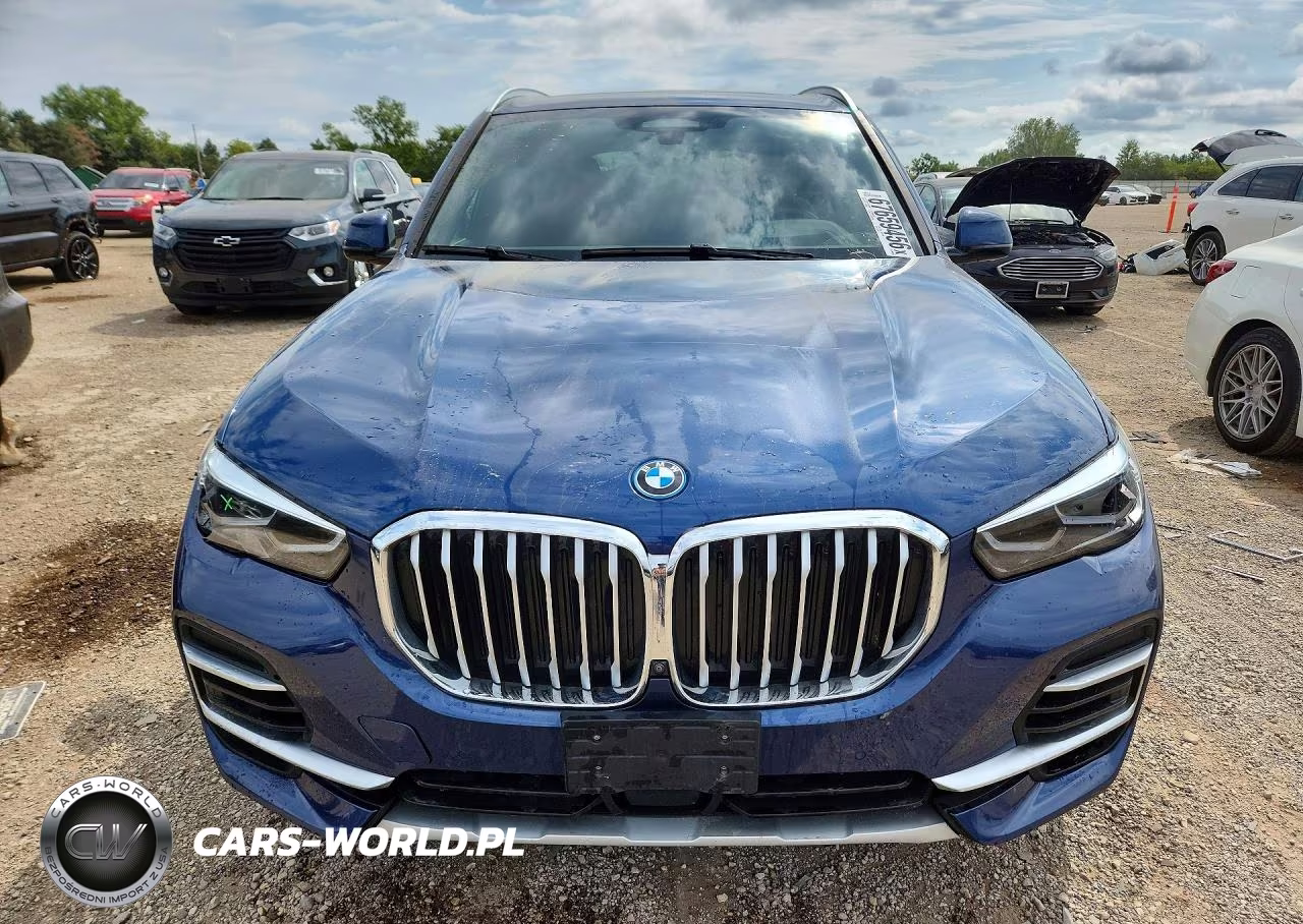 2022 BMW X5 xDrive45E VIN:5UXTA6C00N9L23345 - 5