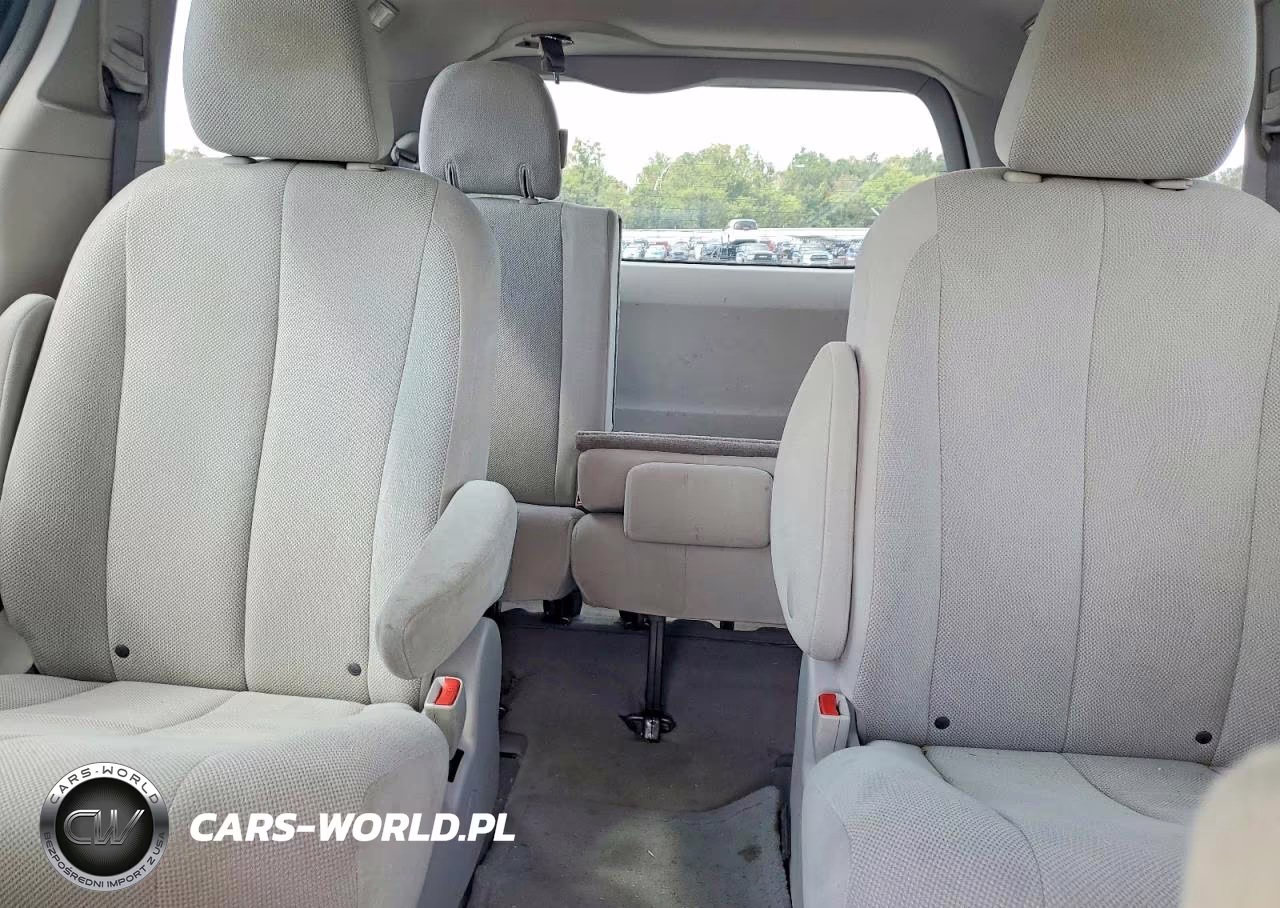 2012 Toyota Sienna Base 7-Passenger VIN:5TDZK3DCXCS273665 - 10