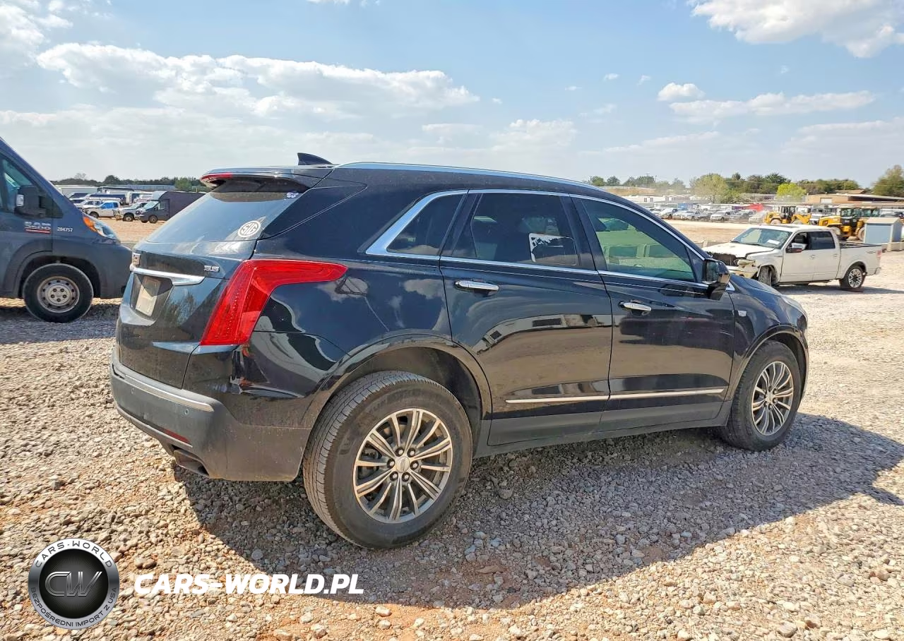 2018 Cadillac Xt5 Luxury VIN:1GYKNCRS0JZ158829 - 3