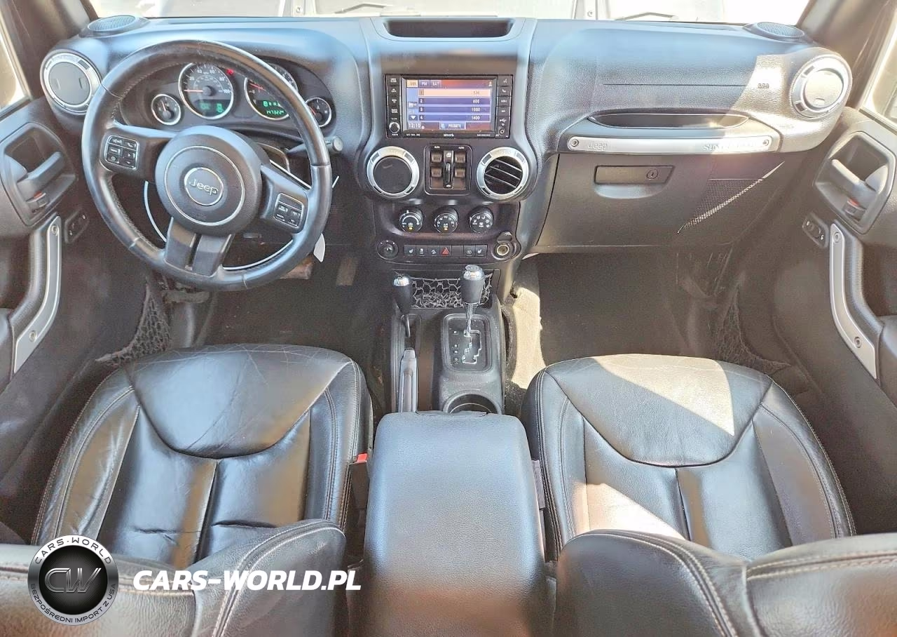 2015 Jeep Wrangler Unlimited Rubicon VIN:1C4HJWFG8FL704784 - 8