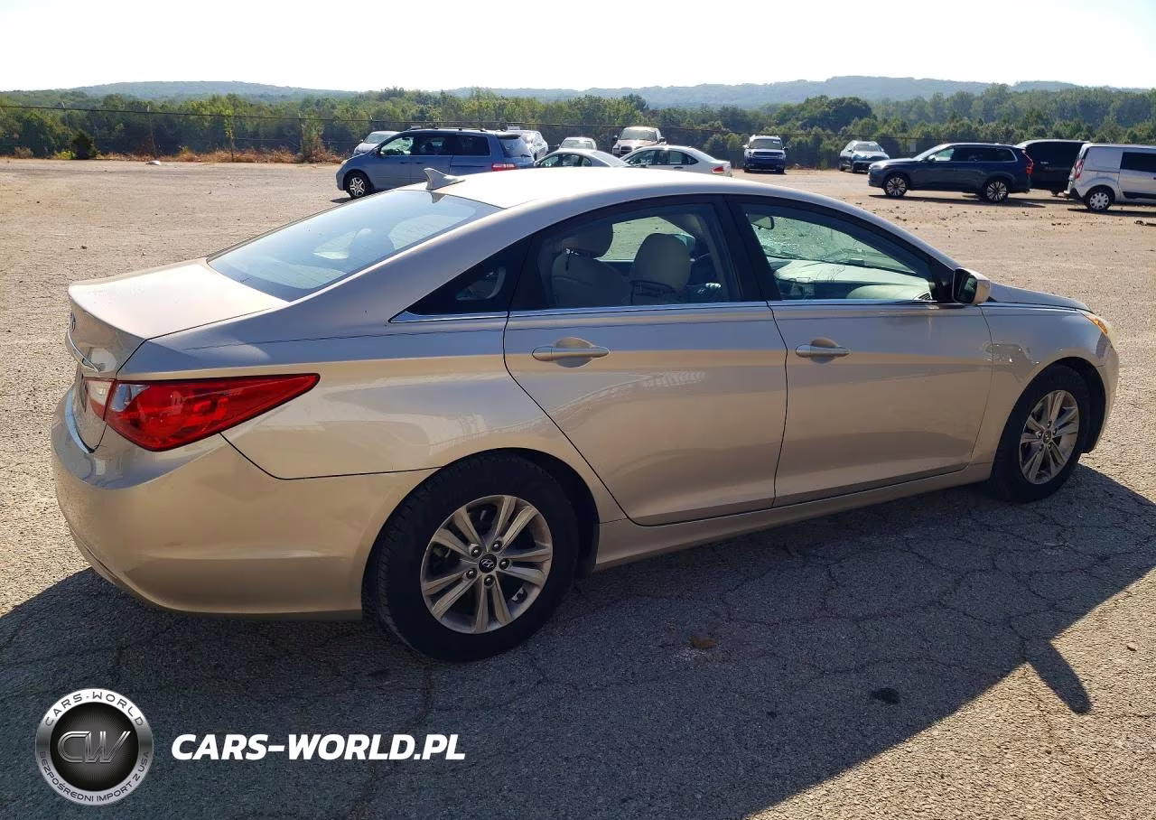 2011 Hyundai Sonata Gls VIN:5NPEB4AC1BH064537 - 3