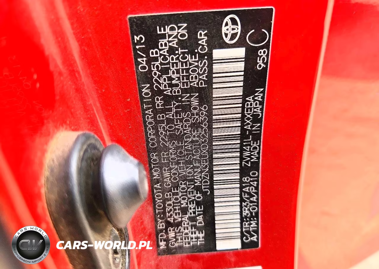 2013 Toyota Prius V Three VIN:JTDZN3EUXD3256396 - 12