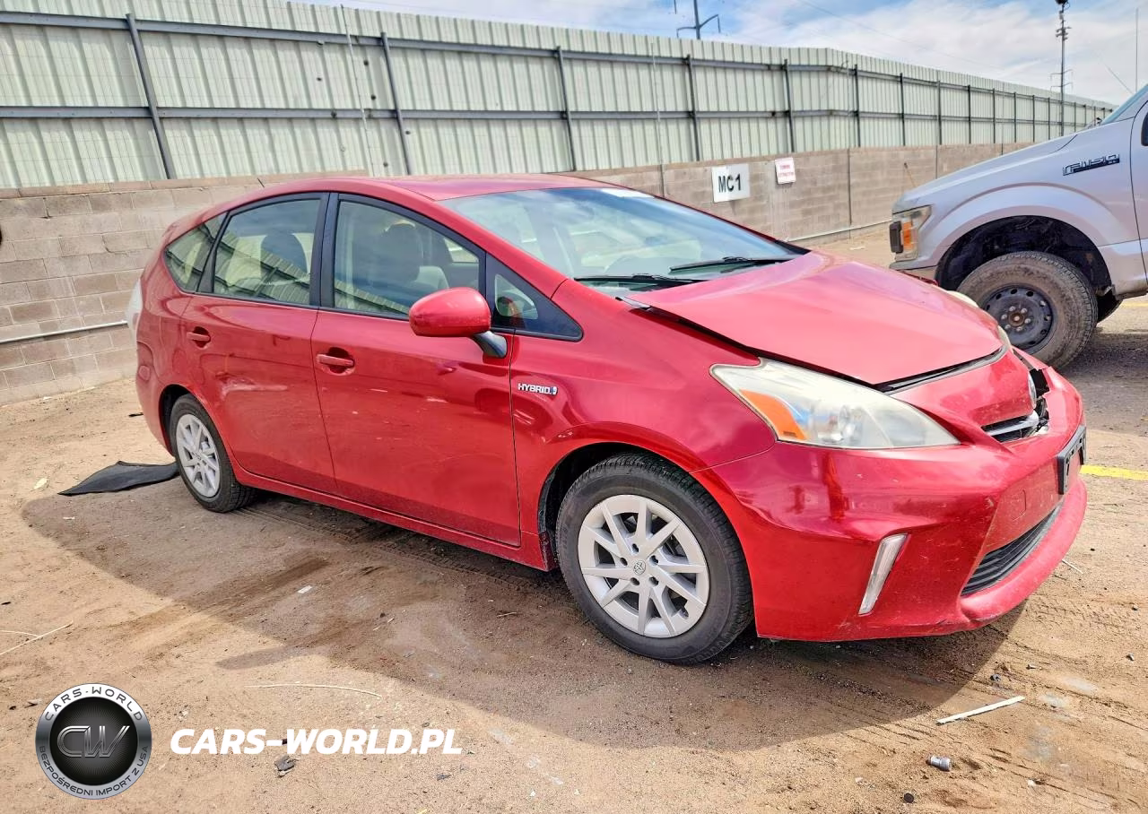 2013 Toyota Prius V Three VIN:JTDZN3EUXD3256396 - 4