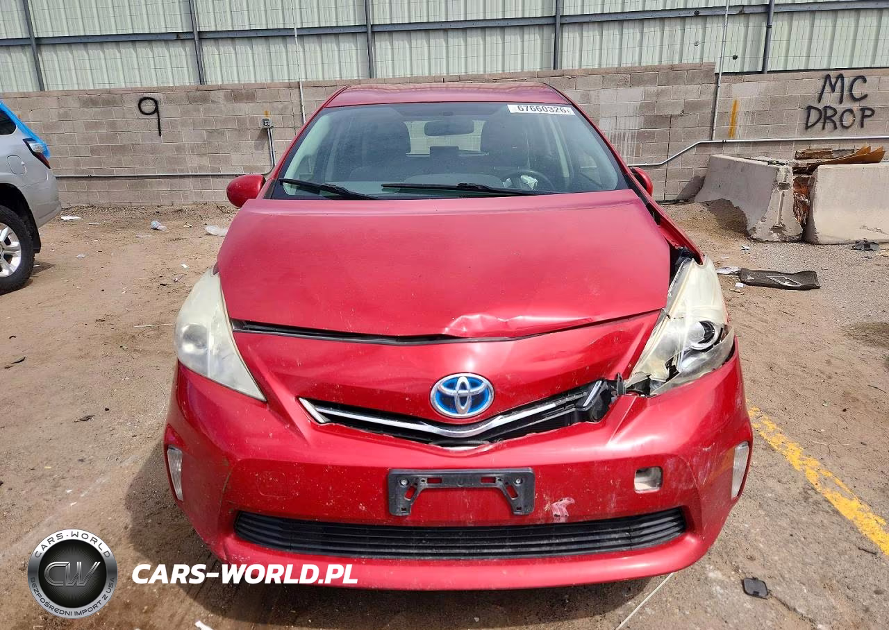 2013 Toyota Prius V Three VIN:JTDZN3EUXD3256396 - 5