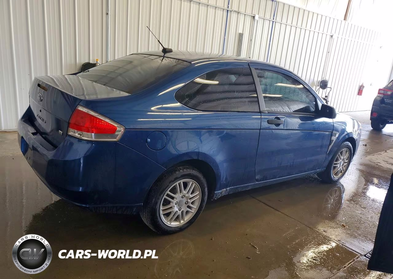 2008 Ford Focus Se VIN:1FAHP33N48W227939 - 3
