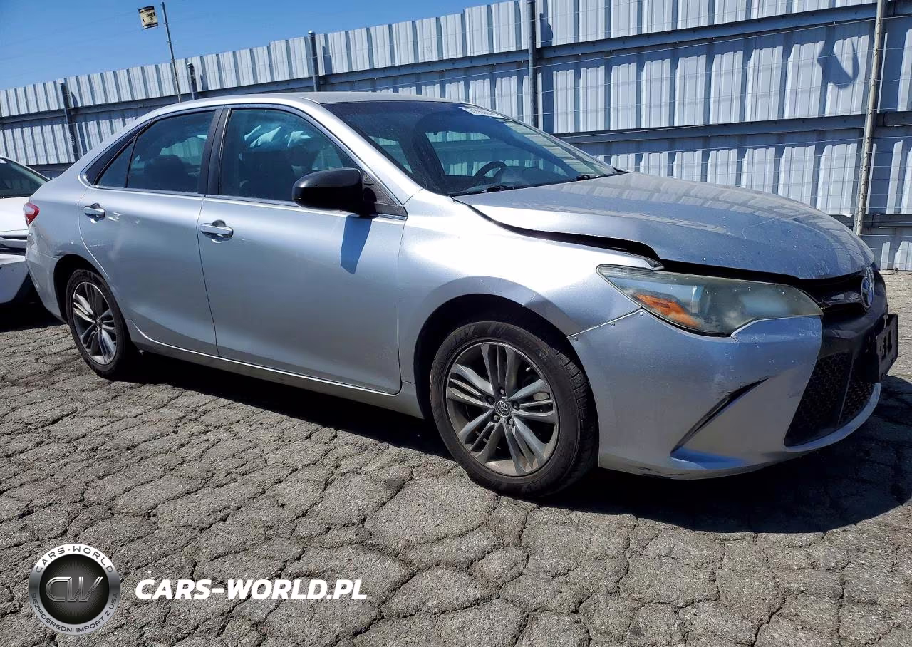 2017 Toyota Camry Se VIN:4T1BF1FK9HU340057 - 4