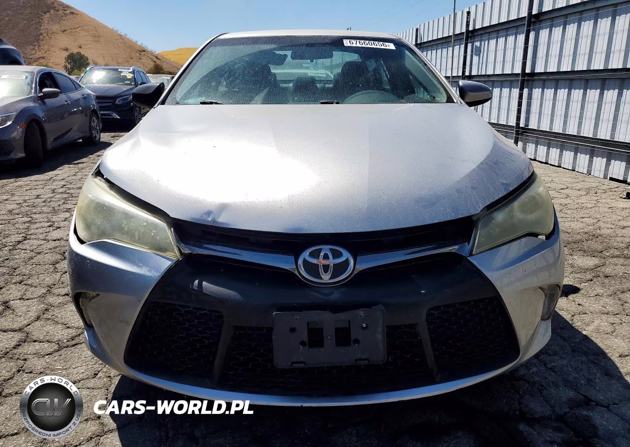 2017 Toyota Camry Se VIN:4T1BF1FK9HU340057 - 5