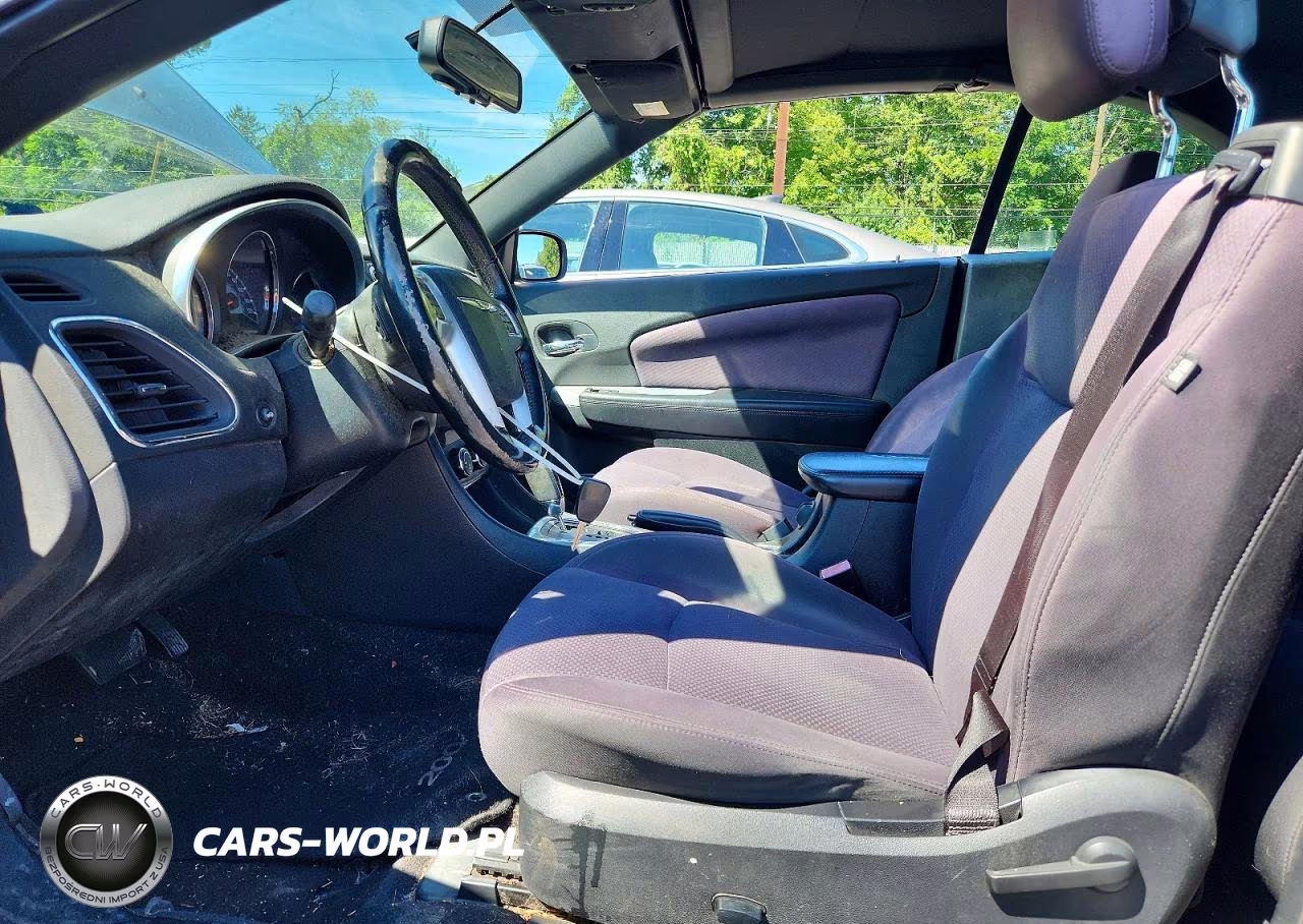 2014 Chrysler 200 Touring VIN:1C3BCBEG1EN163952 - 7