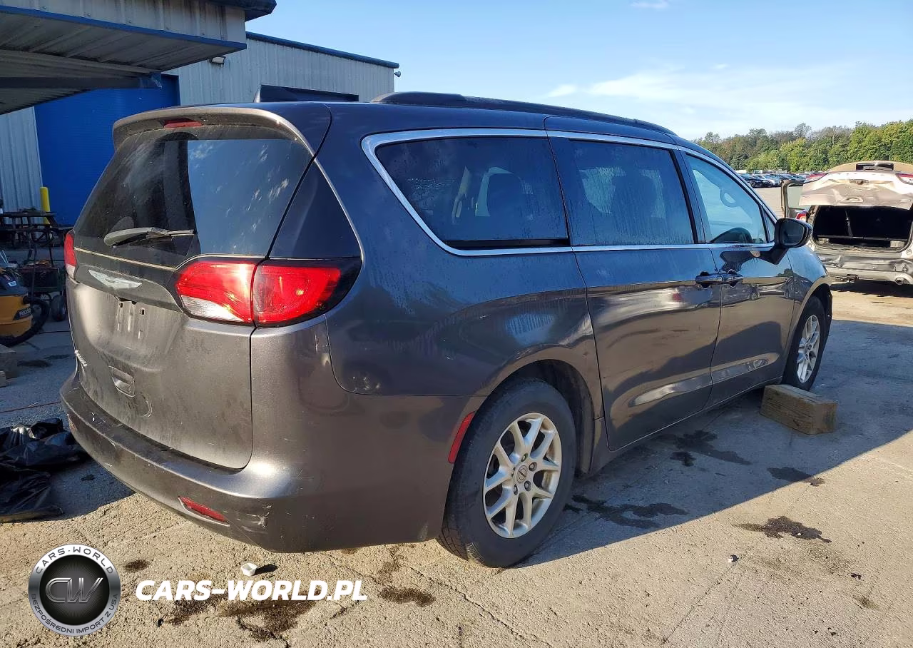 2021 Chrysler Voyager Lxi VIN:2C4RC1DG9MR515330 - 3