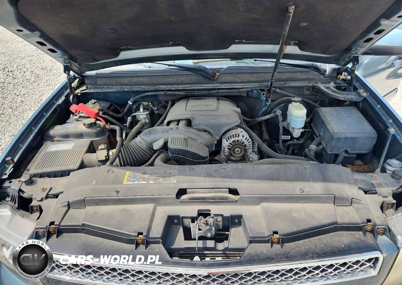 2010 Chevrolet Avalanche Lt VIN:3GNVKFE01AG107056 - 11