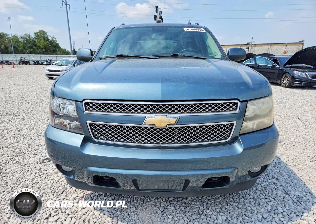 2010 Chevrolet Avalanche Lt VIN:3GNVKFE01AG107056 - 5