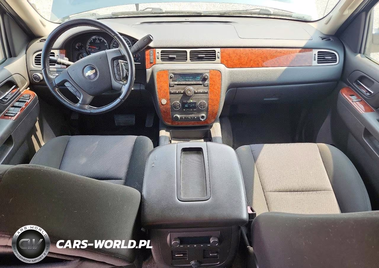 2010 Chevrolet Avalanche Lt VIN:3GNVKFE01AG107056 - 8