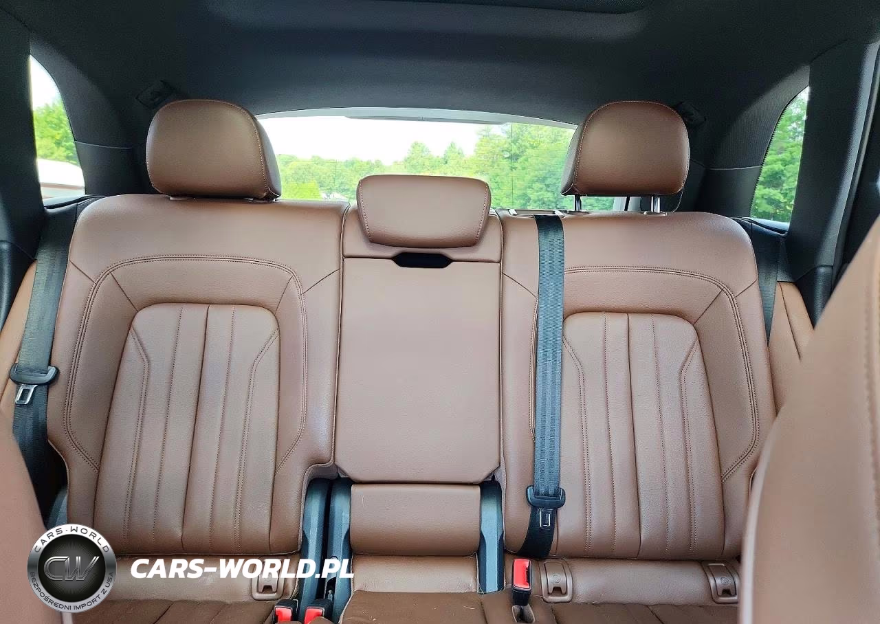 2019 Audi Q5 Prestige VIN:WA1CNBFY3K2130461 - 10