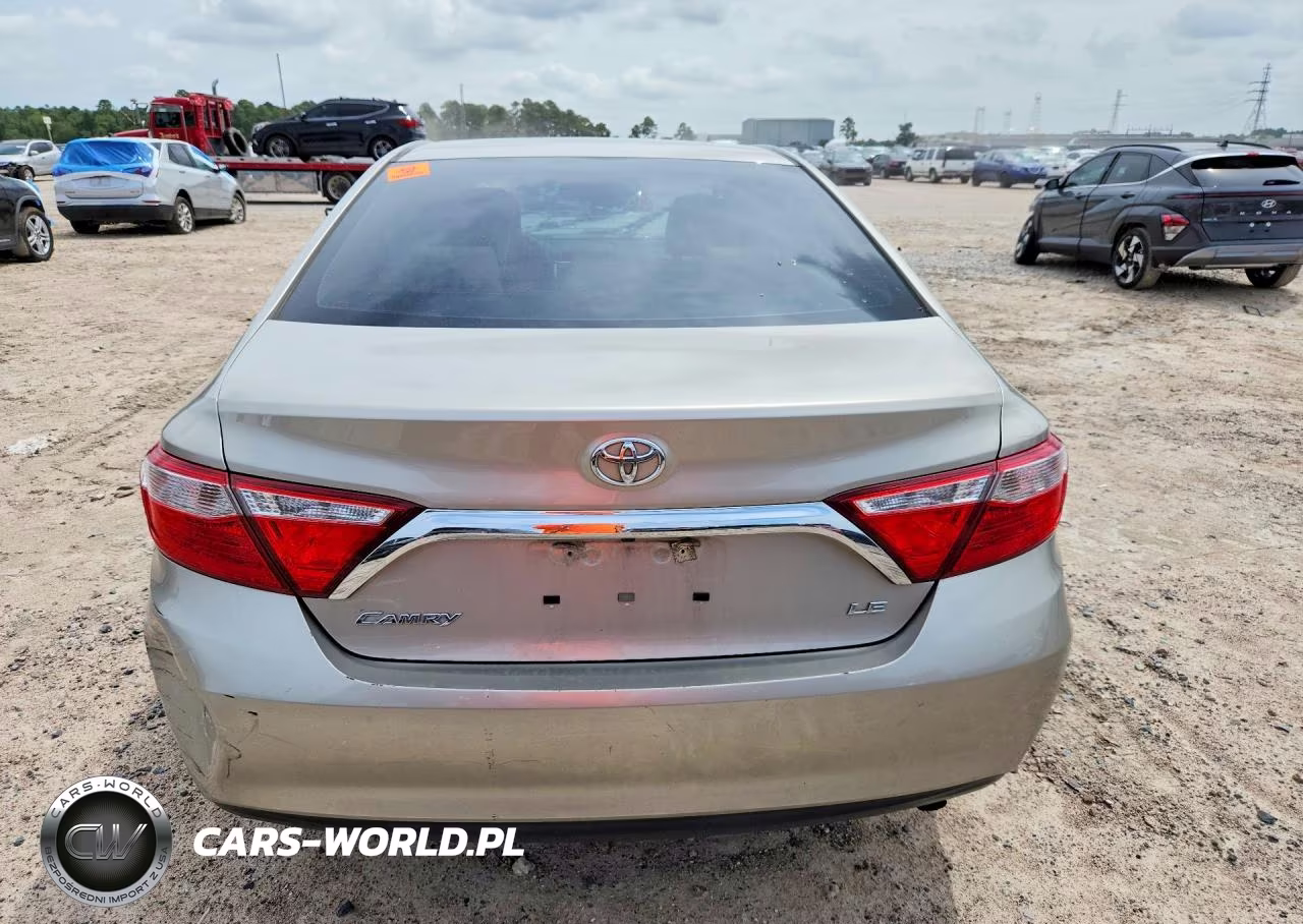 2016 Toyota Camry Le VIN:4T4BF1FK6GR565170 - 6