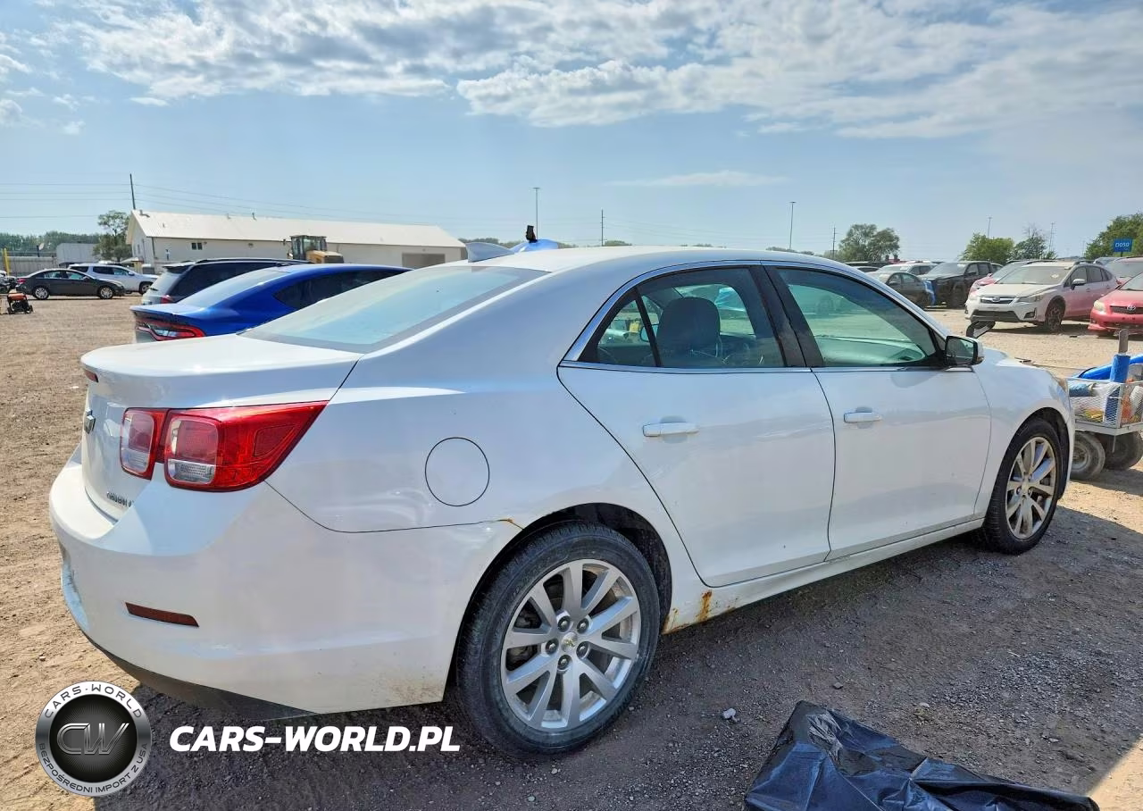 2015 Chevrolet Malibu 2Lt VIN:1G11D5SL9FF210060 - 3