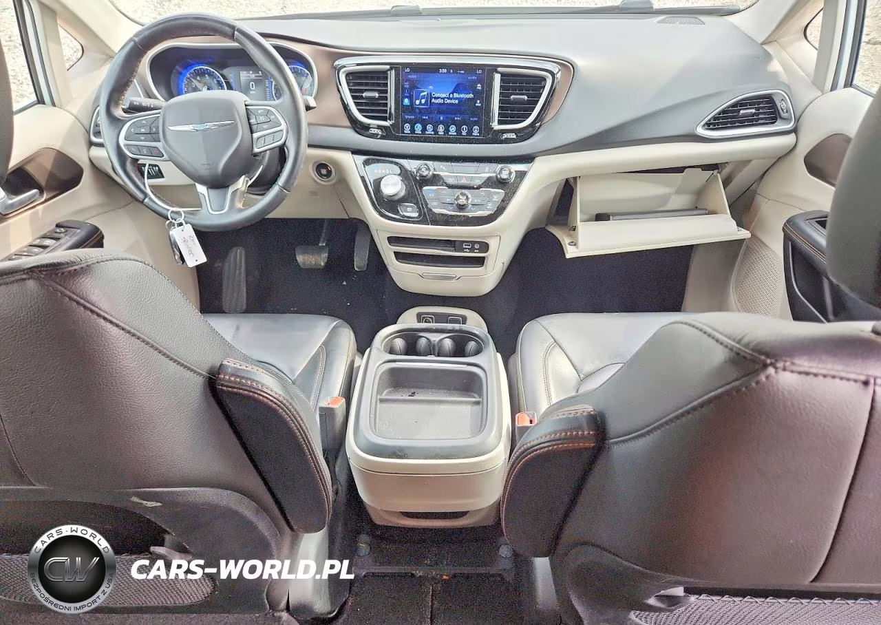 2017 Chrysler Pacifica Touring L VIN:2C4RC1BG5HR576960 - 8
