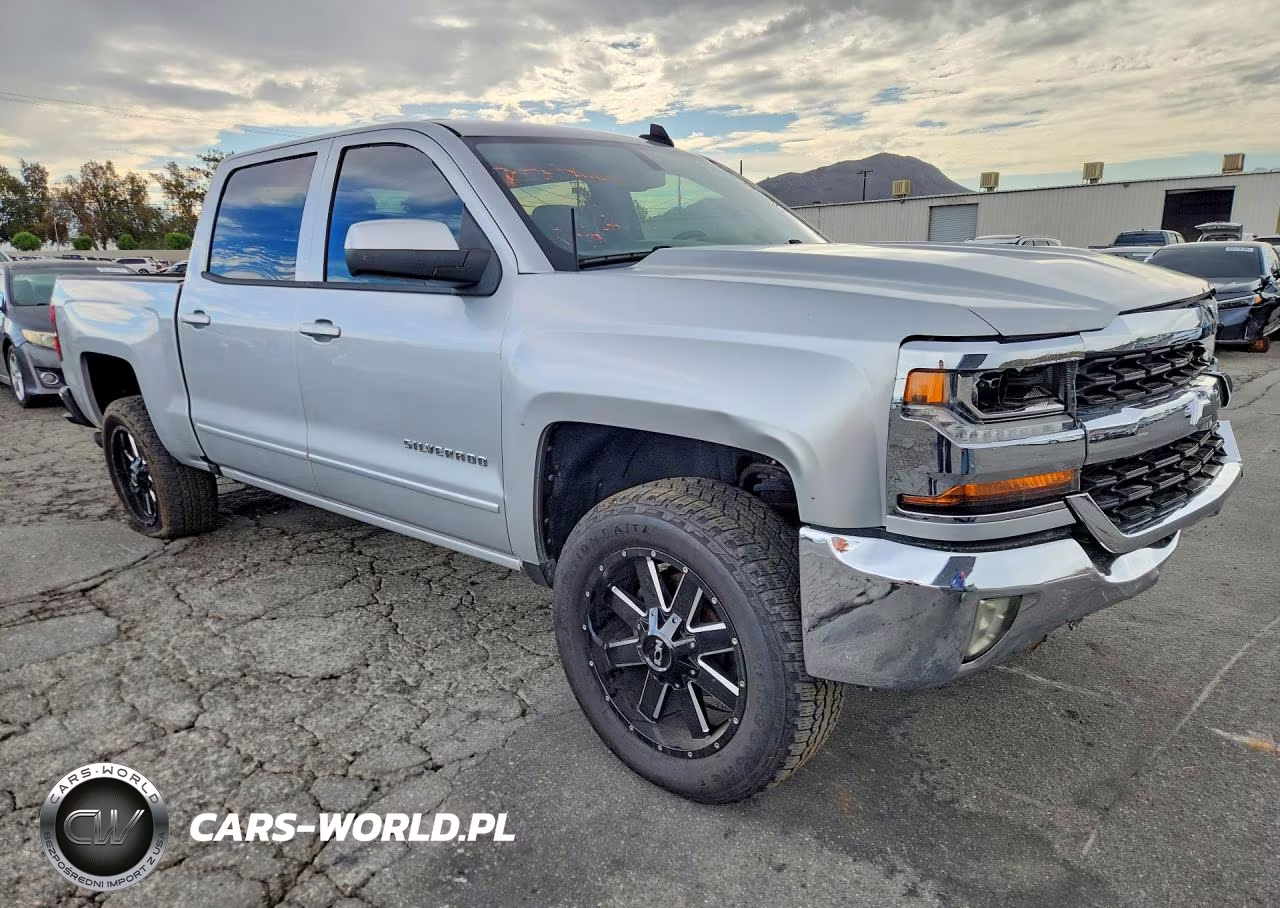 2017 Chevrolet Silverado C1500 Lt VIN:3GCUCRER3HG403109 - 4
