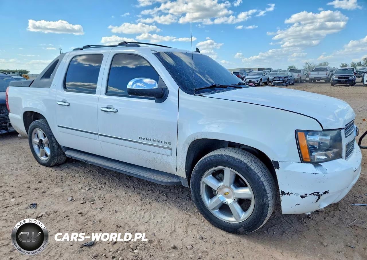 2011 Chevrolet Avalanche Ltz VIN:3GNMCGE0XBG219399 - 4