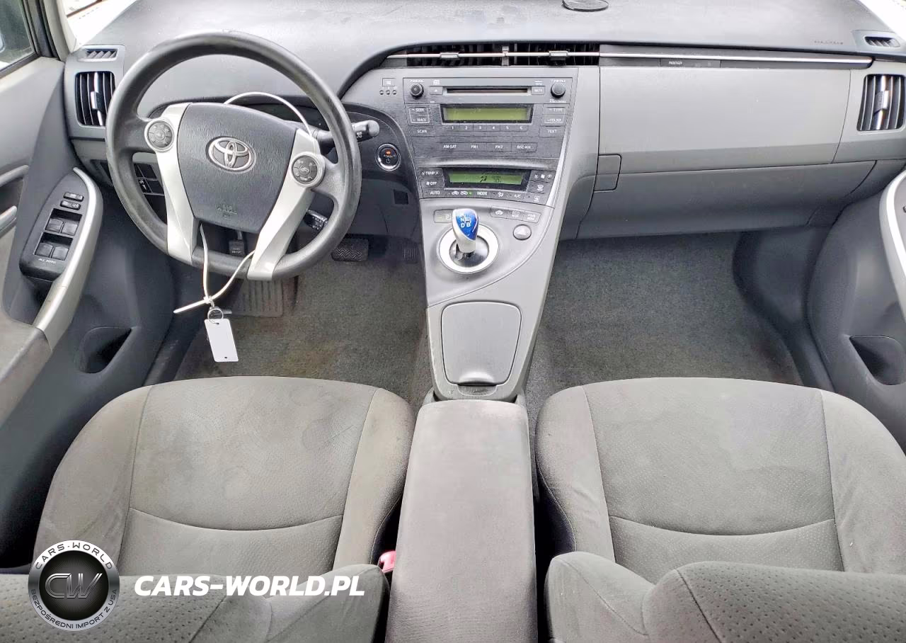 2011 Toyota Prius Two VIN:JTDKN3DU2B5364905 - 8