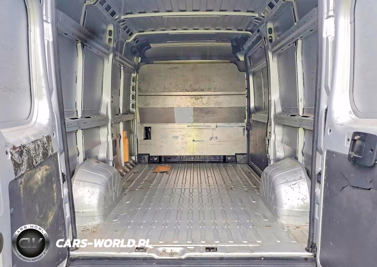 2016 Ram Promaster 1500 Delivery Van VIN:3C6TRVBG1GE100580 - 10