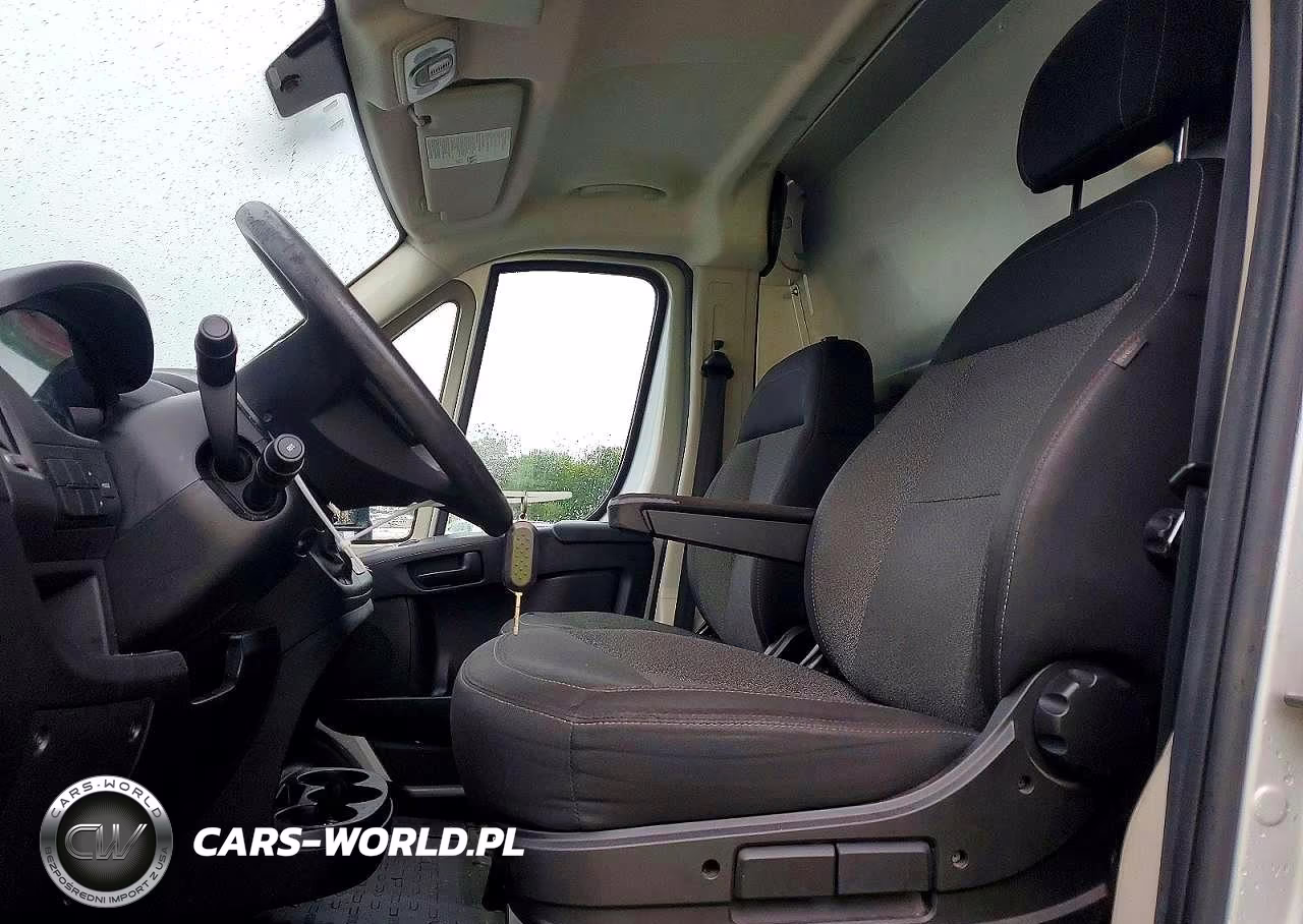 2016 Ram Promaster 1500 Delivery Van VIN:3C6TRVBG1GE100580 - 7