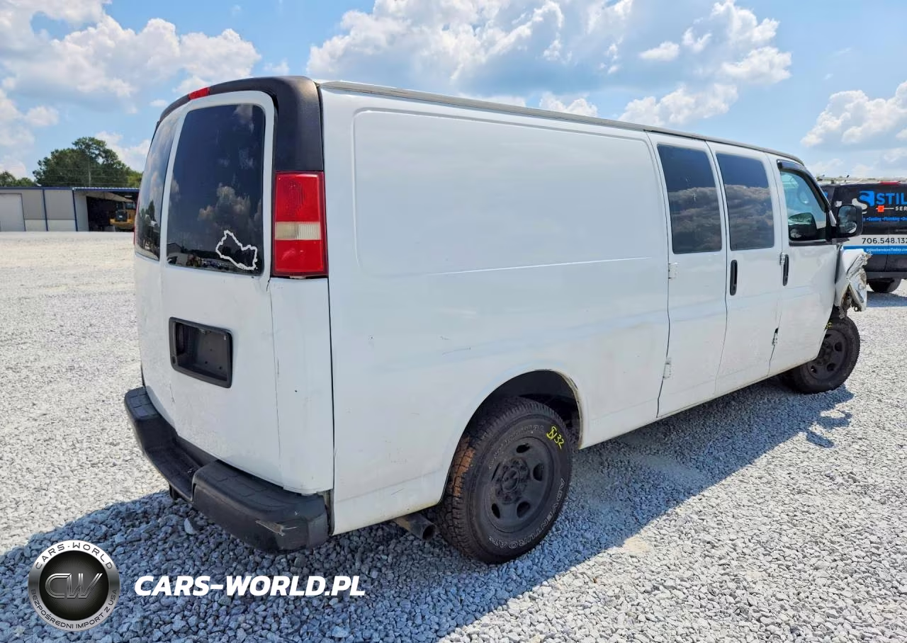 2012 Chevrolet Express G2500 VIN:1GCWGGCA8C1202456 - 3