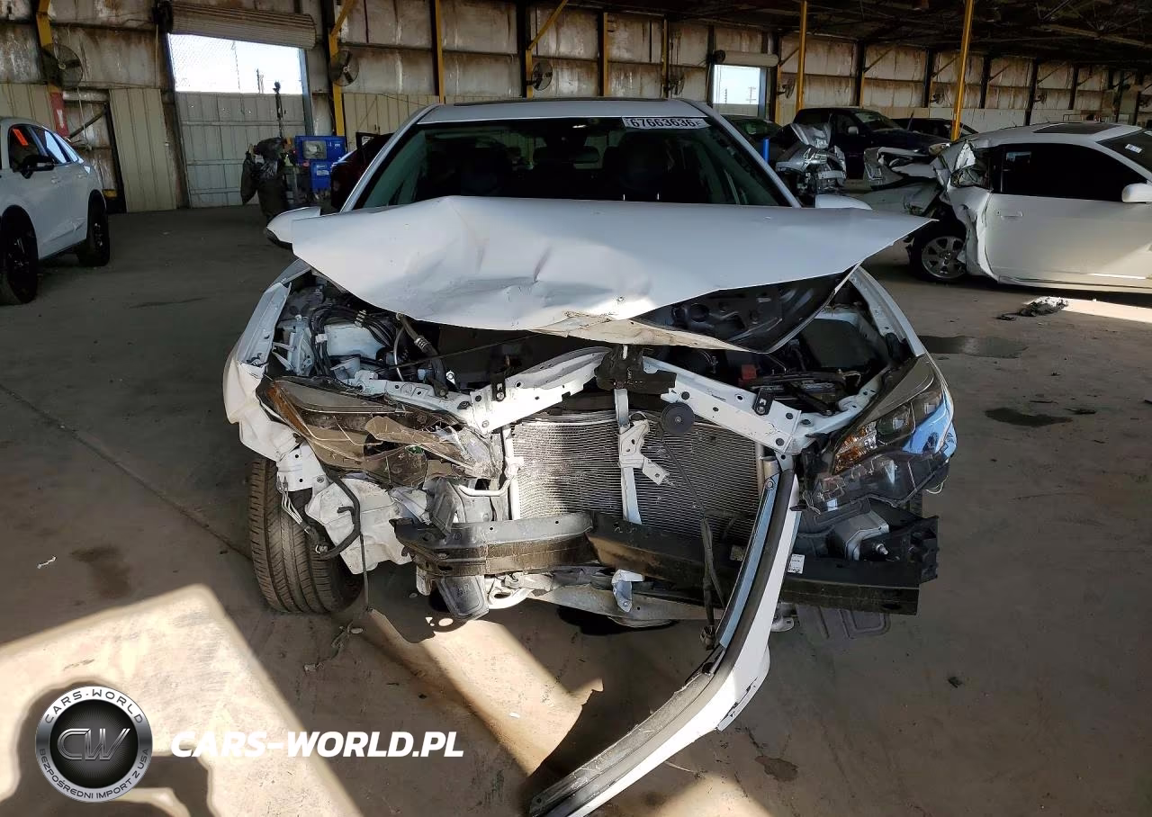 2018 Toyota Corolla Se VIN:2T1BURHE3JC100540 - 5