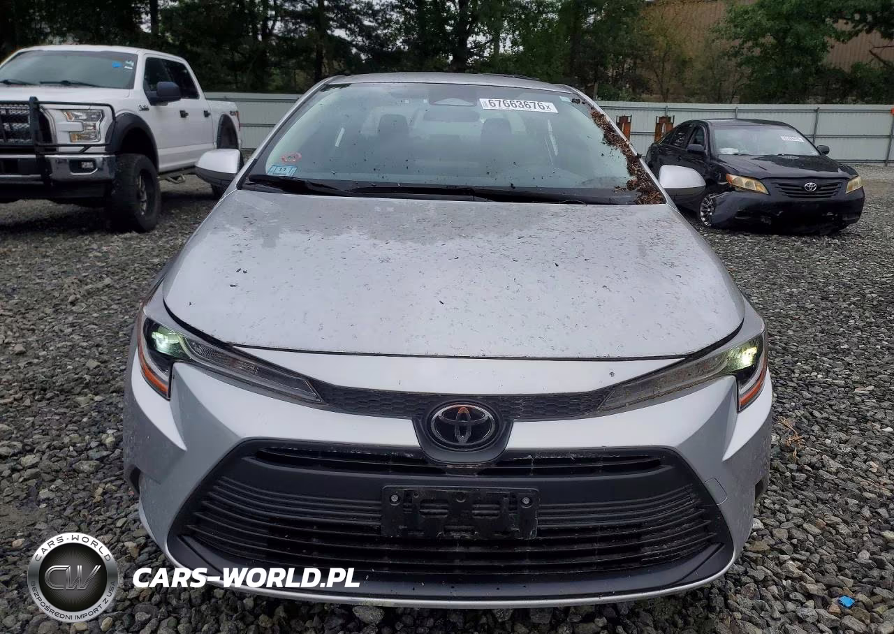 2024 Toyota Corolla Le VIN:JTDB4MEEXR3022110 - 5