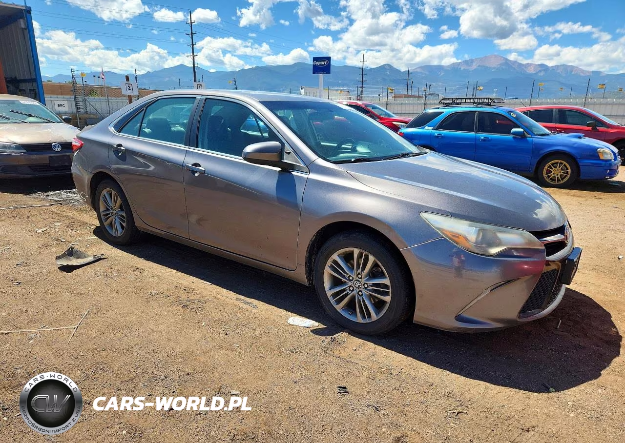 2017 Toyota Camry Se VIN:4T1BF1FK0HU390121 - 4