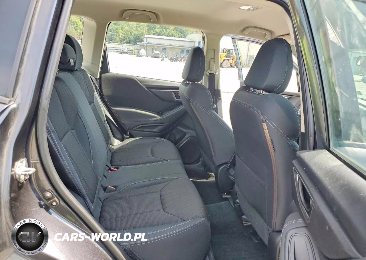 2019 Subaru Forester VIN:JF2SKACC4KH470293 - 11