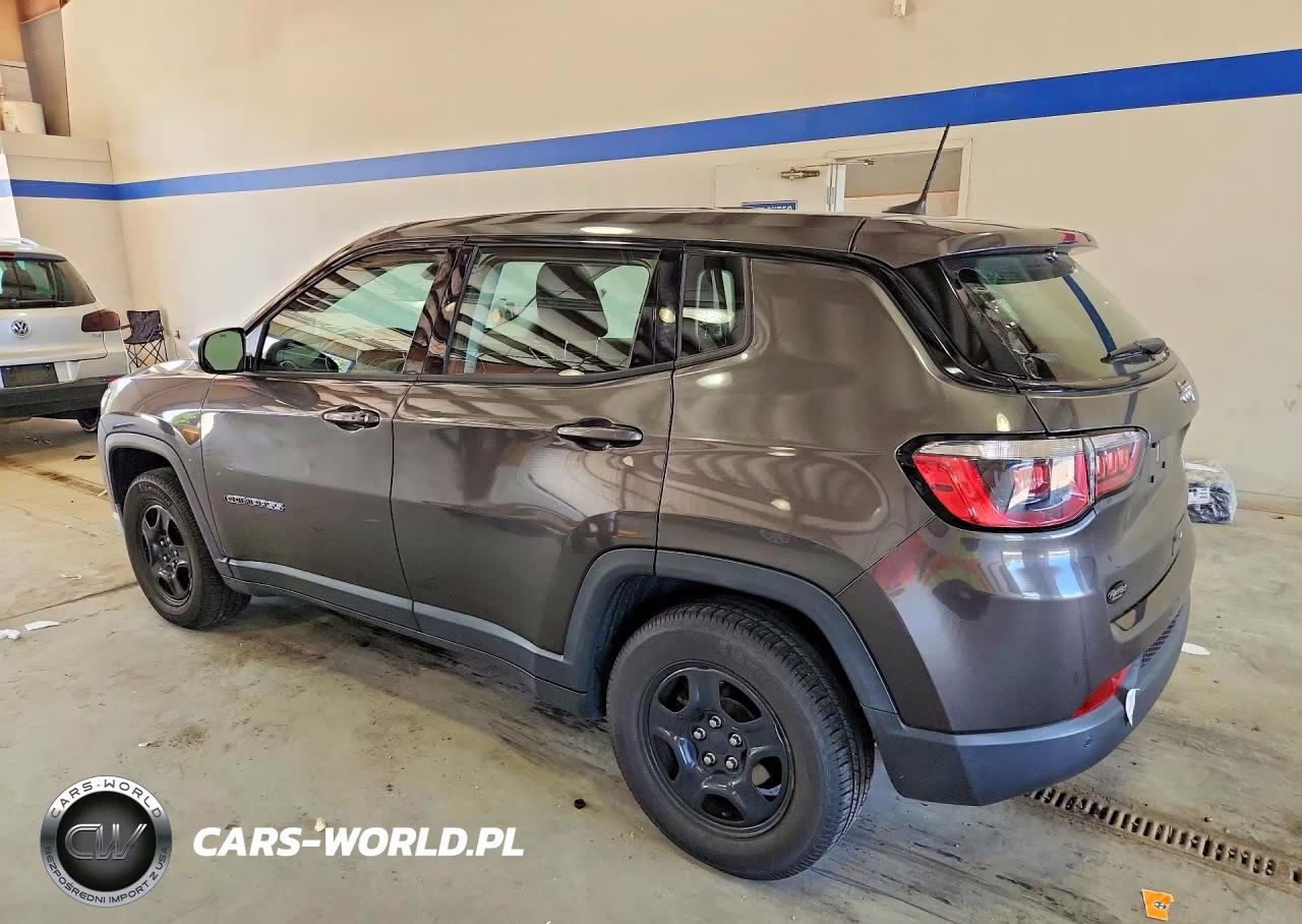 2018 Jeep Compass Sport VIN:3C4NJCAB9JT318868 - 2