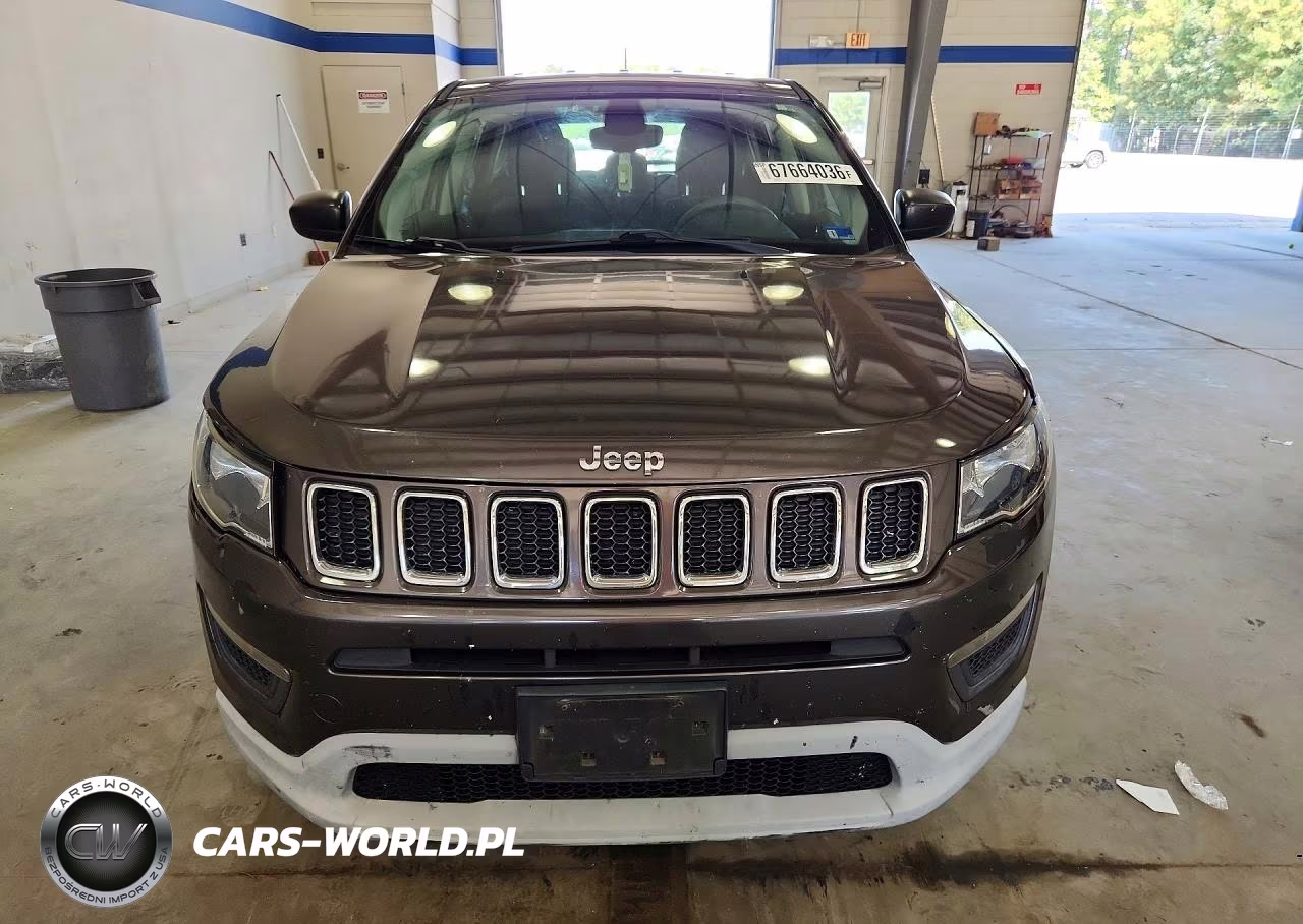 2018 Jeep Compass Sport VIN:3C4NJCAB9JT318868 - 5
