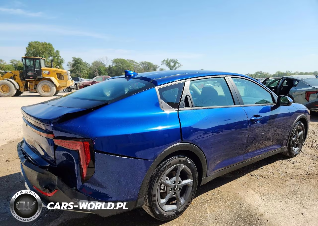 2026 Kia K4 Lxs VIN:3KPFT4DE4TE285747 - 3