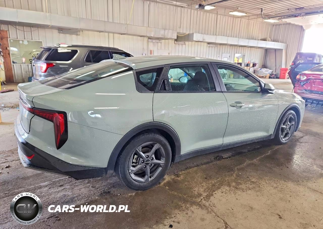 2026 Kia K4 Lxs VIN:3KPFT4DE3TE253811 - 3