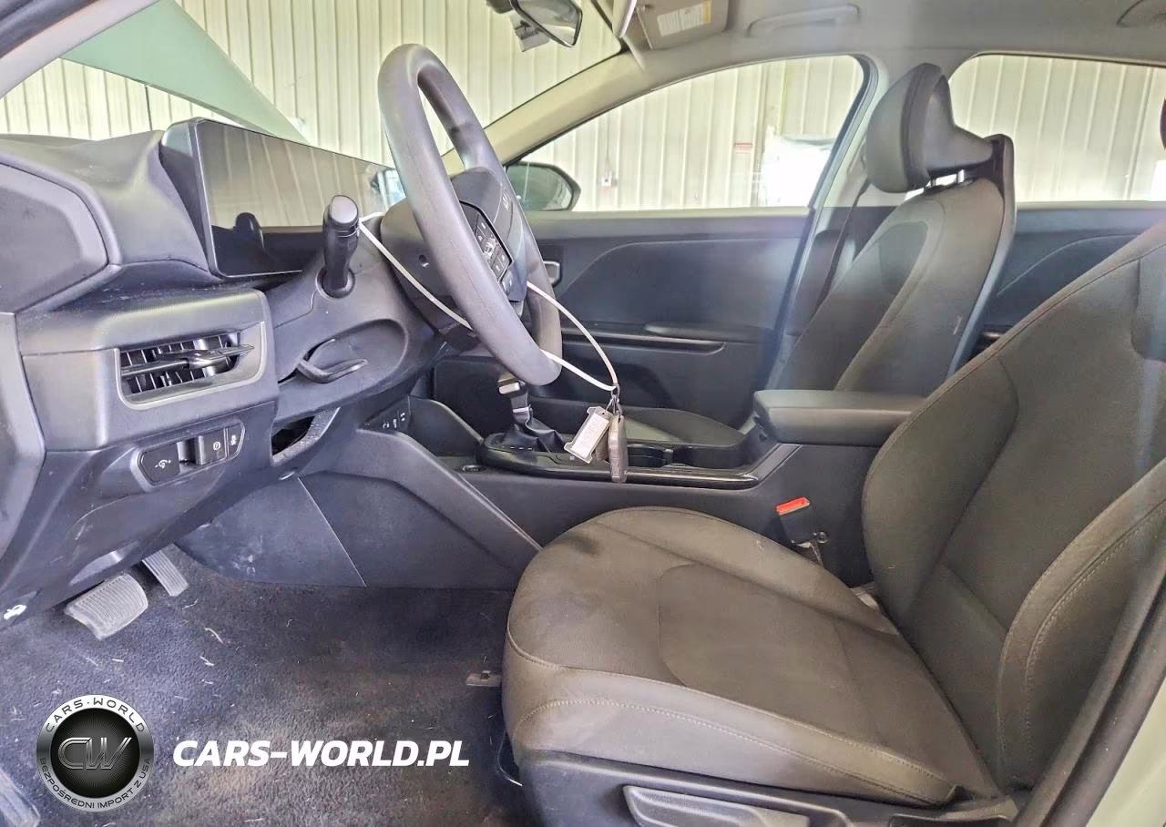 2026 Kia K4 Lxs VIN:3KPFT4DE3TE253811 - 7