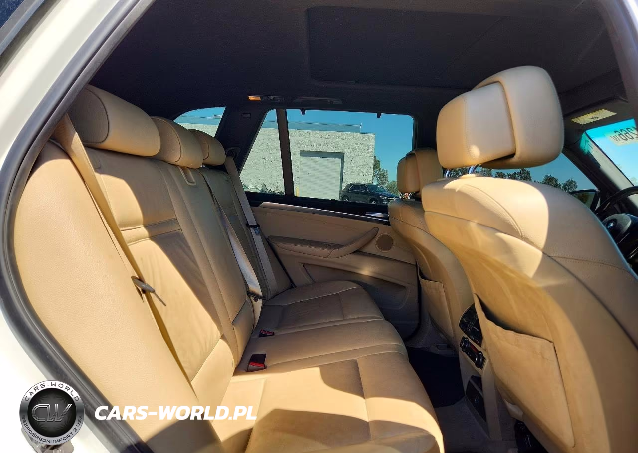 2011 BMW X5 xDrive35D VIN:5UXZW0C59BL371039 - 10