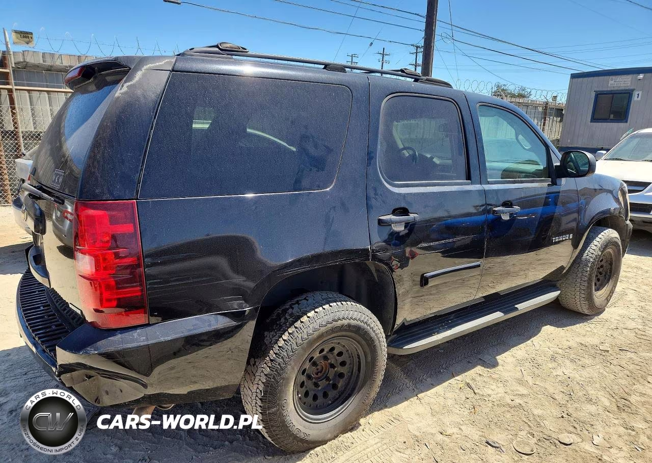 2007 Chevrolet Tahoe C1500 VIN:1GNFC13067R320794 - 3