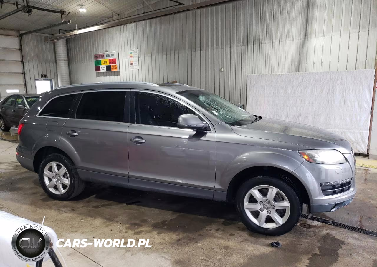 2010 Audi Q7 Premium Plus VIN:WA1LYAFE6AD006839 - 4