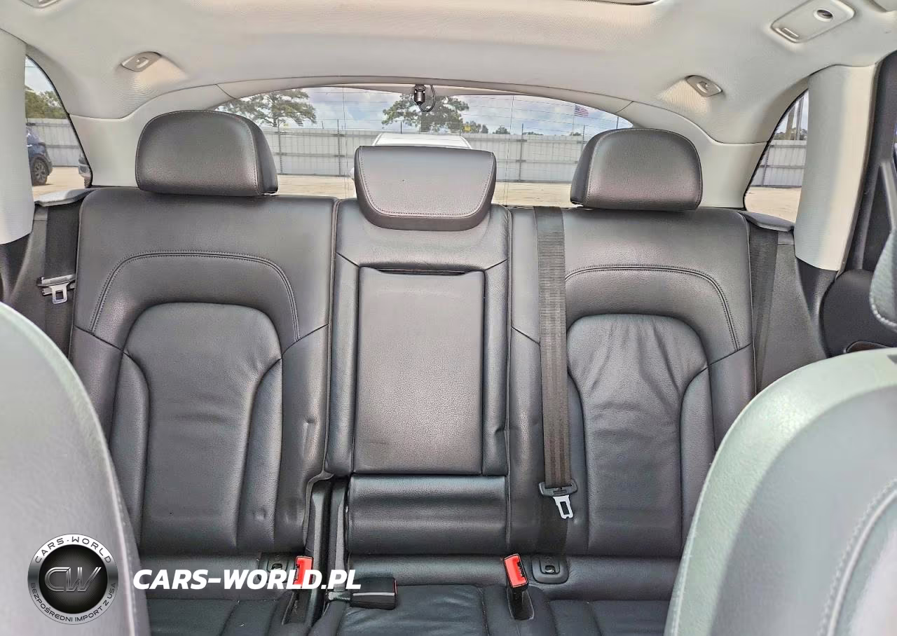 2016 Audi Q5 Premium Plus VIN:WA1L2AFP4GA102420 - 10