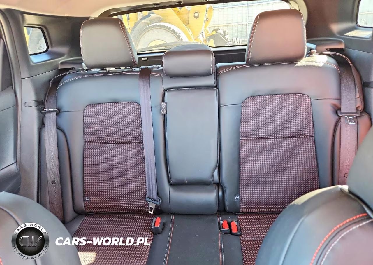 2026 Nissan Kicks Sr VIN:3N8AP6DB3TL352421 - 10