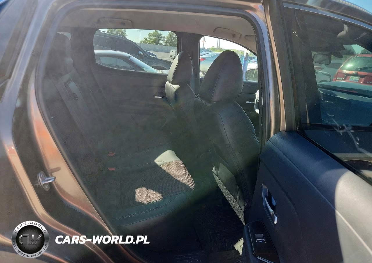 2026 Nissan Kicks Sr VIN:3N8AP6DB3TL352421 - 11
