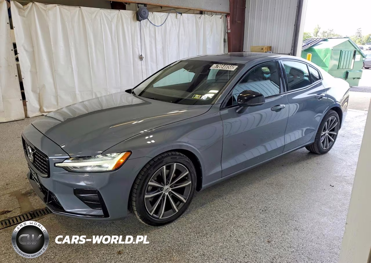 2022 Volvo S60 B5 Momentum VIN:7JRL12FZ0NG189079 - 1
