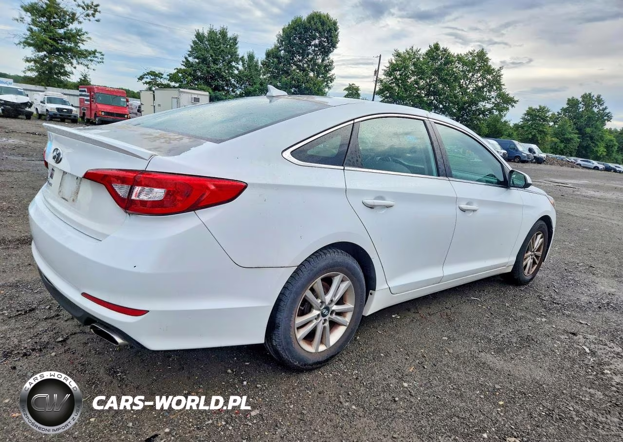 2016 Hyundai Sonata Se VIN:5NPE24AF2GH363472 - 3