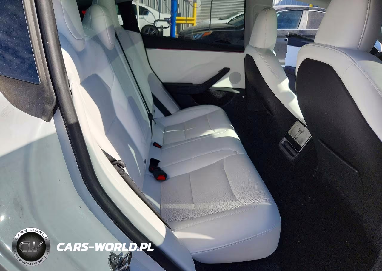 2024 Tesla Model 3 VIN:5YJ3E1EA6RF847125 - 11