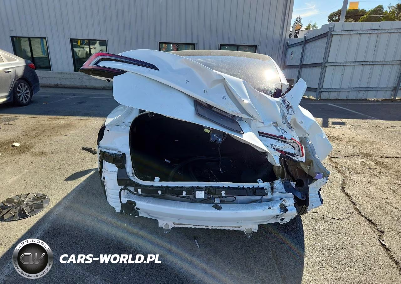 2024 Tesla Model 3 VIN:5YJ3E1EA6RF847125 - 6