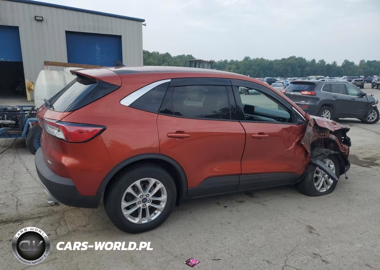 2020 Ford Escape Se VIN:1FMCU9G66LUA38566 - 3